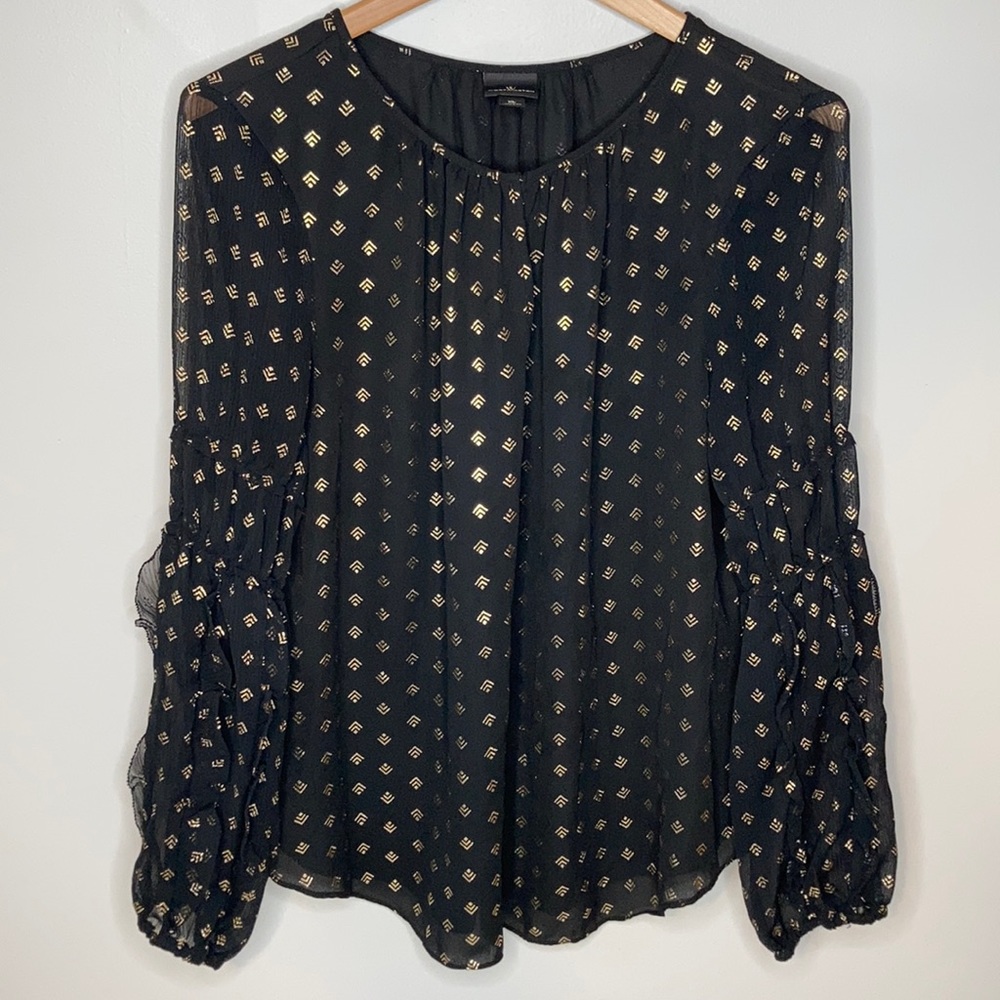 Worthington black & gold geometric keyhole top Xl